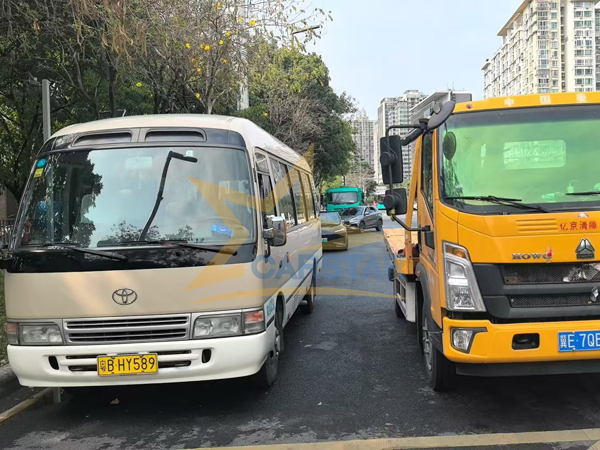 The used coaster buses in good condition were snapped up by Liberian customers